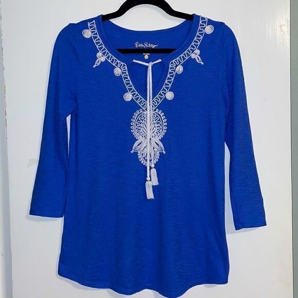 Lilly Pulitzer blue notch neck top with soutache embroidery and tassel ties XS - Picture 1 of 12